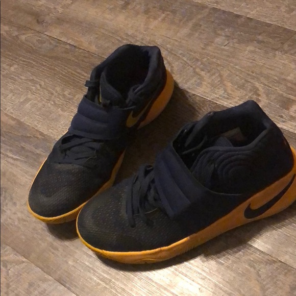 kyrie 2 blue and gold